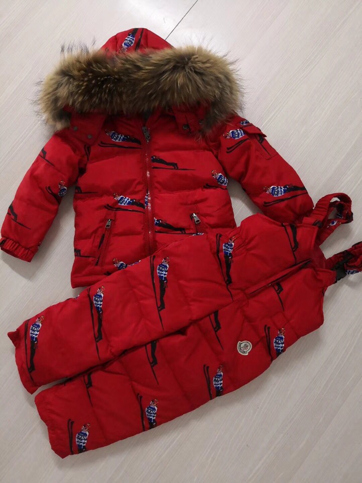 MONCLER ДЕТСКИЙ КОСТЮМ (МОНКЛЕР) Красный с рисунком