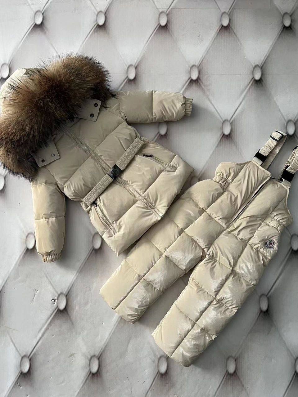 MONCLER ДЕТСКИЙ КОСТЮМ 0KKJ