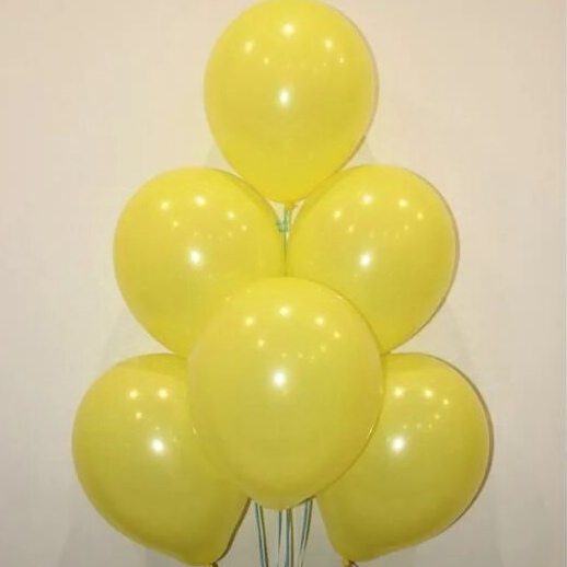 Набор из жёлтых шаров