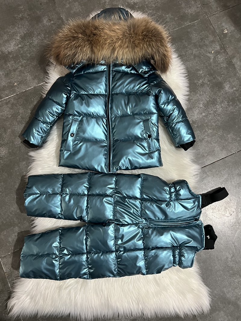 MONCLER ДЕТСКИЙ КОСТЮМ МОНКЛЕР