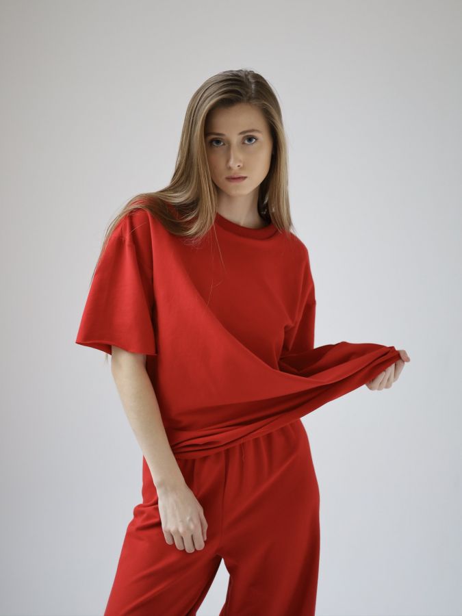 Футболка оверсайз красная