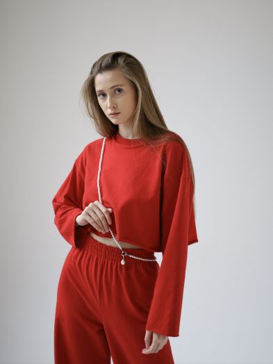 Кофта укороченная красная