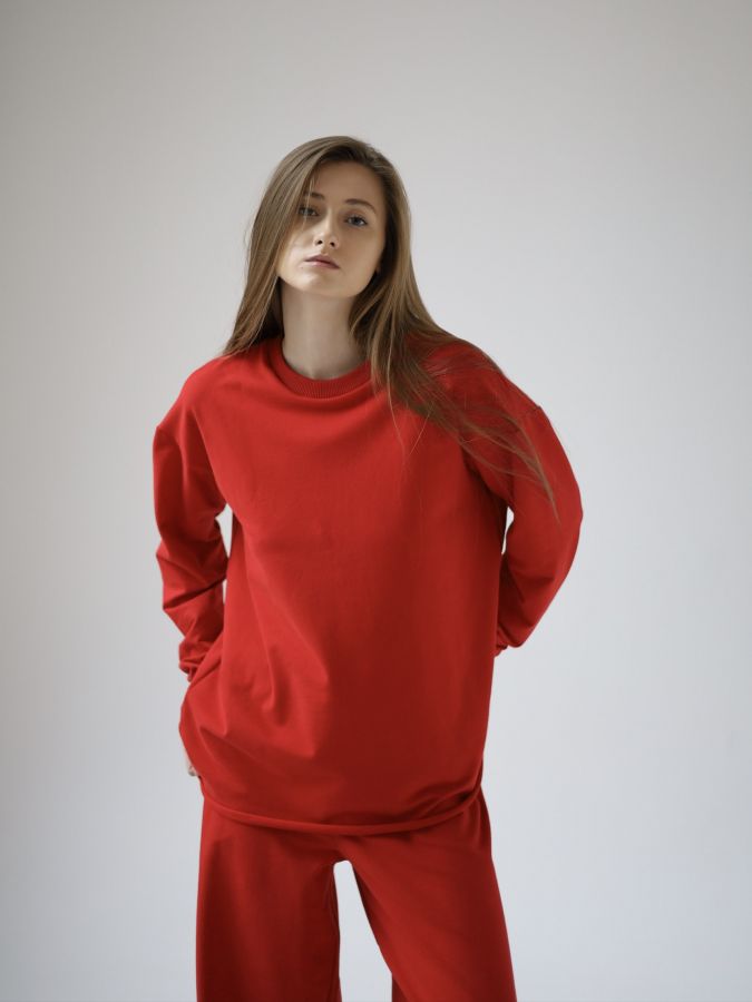 Кофта с длинным рукавом красная