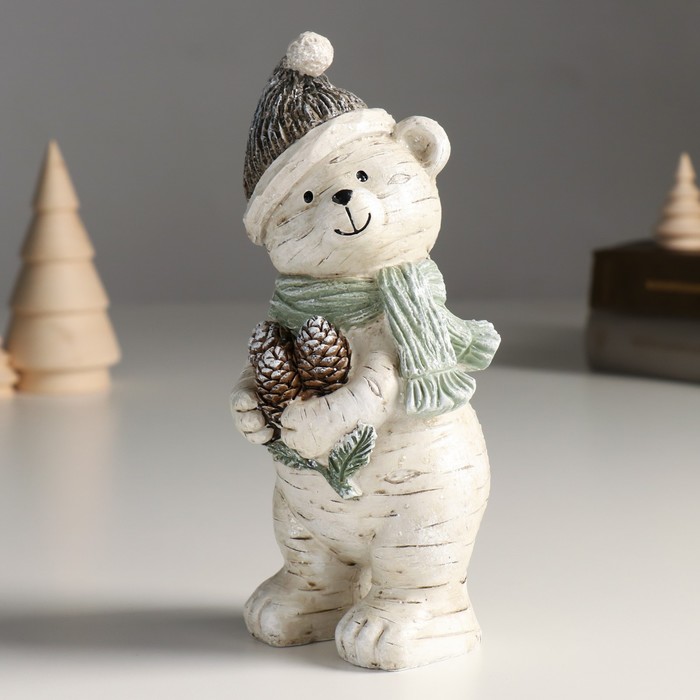 Сувенир полистоун "Медвежонок в шапке и шарфе с охапкой шишек"