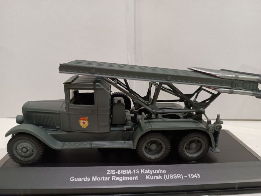 РСЗО "Катюша"  БМ-13 на шасси ЗИС-6   в масштабе 1/43 (Eglemoss-IXO)