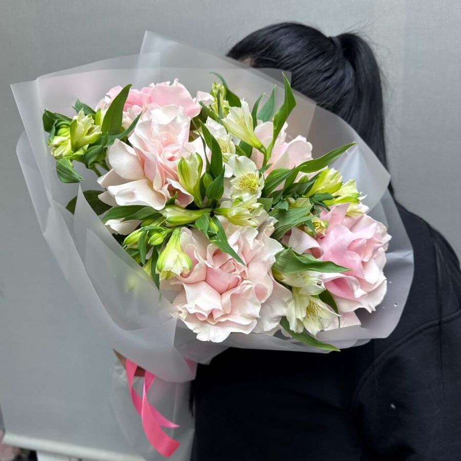 Французская Роза с альстромерией