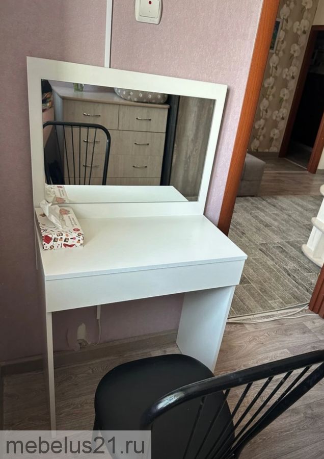 Стол туалетный Никки тип 1