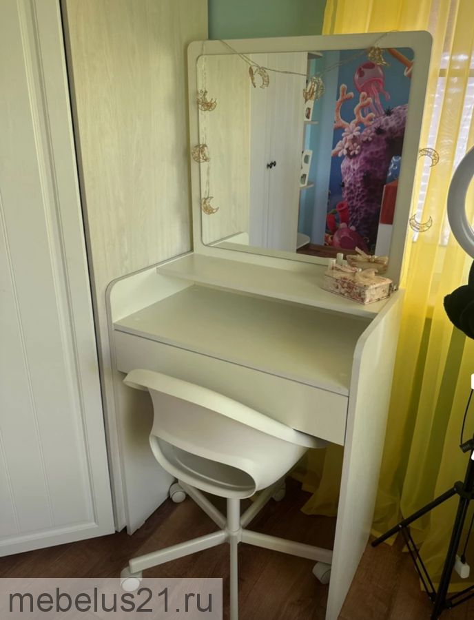 Стол туалетный Эмма Белый ясень