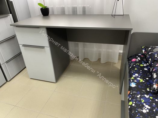 Стол письменный "Вита" (левое исполнение)