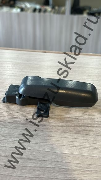 Внутренняя ручка двери левая nqr