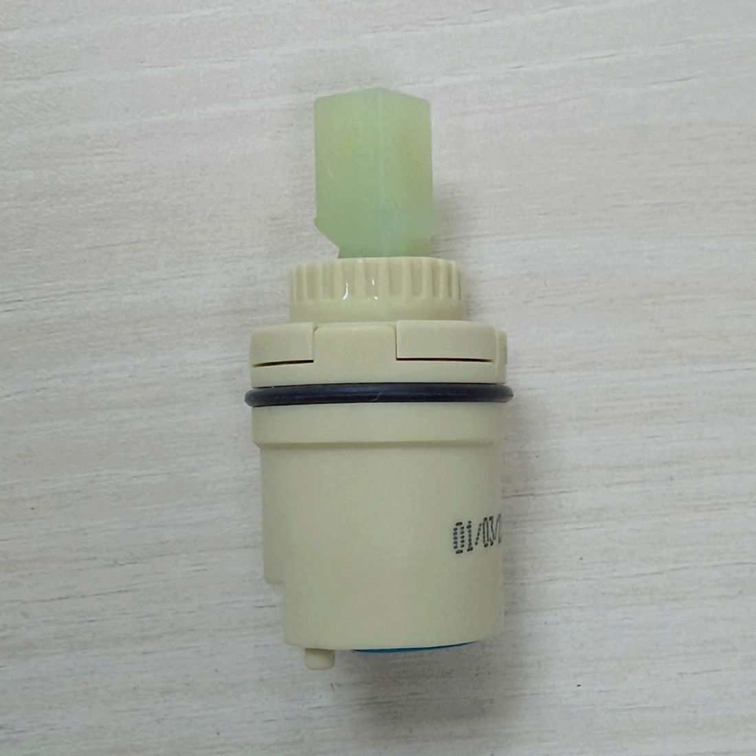 Картридж с уплотнительным кольцом для LM5806CW, пластик