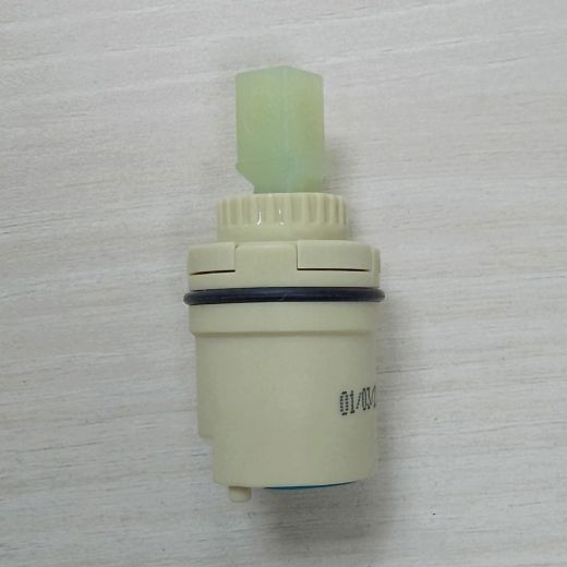 Картридж с уплотнительным кольцом для LM5806CW, пластик